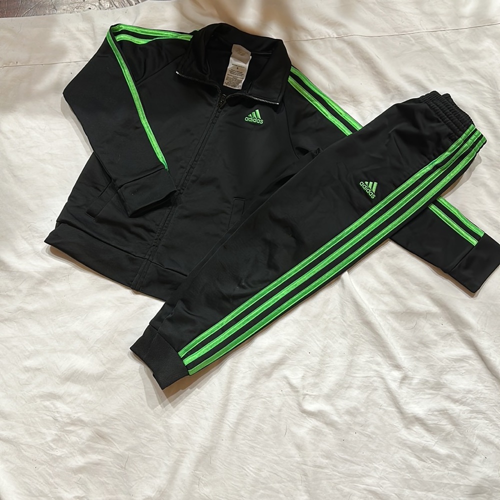 Adidas Jogging Suit - Boys - Size 6 - Barely Worn - Black & Lime Green
